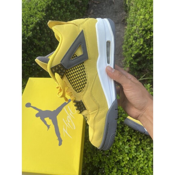Size 8.5 - Jordan 4 Retro Mid Lightning main image 6